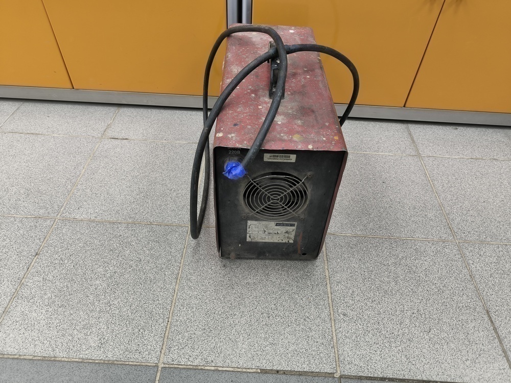 Сварочный аппарат Elitech АИС 250М