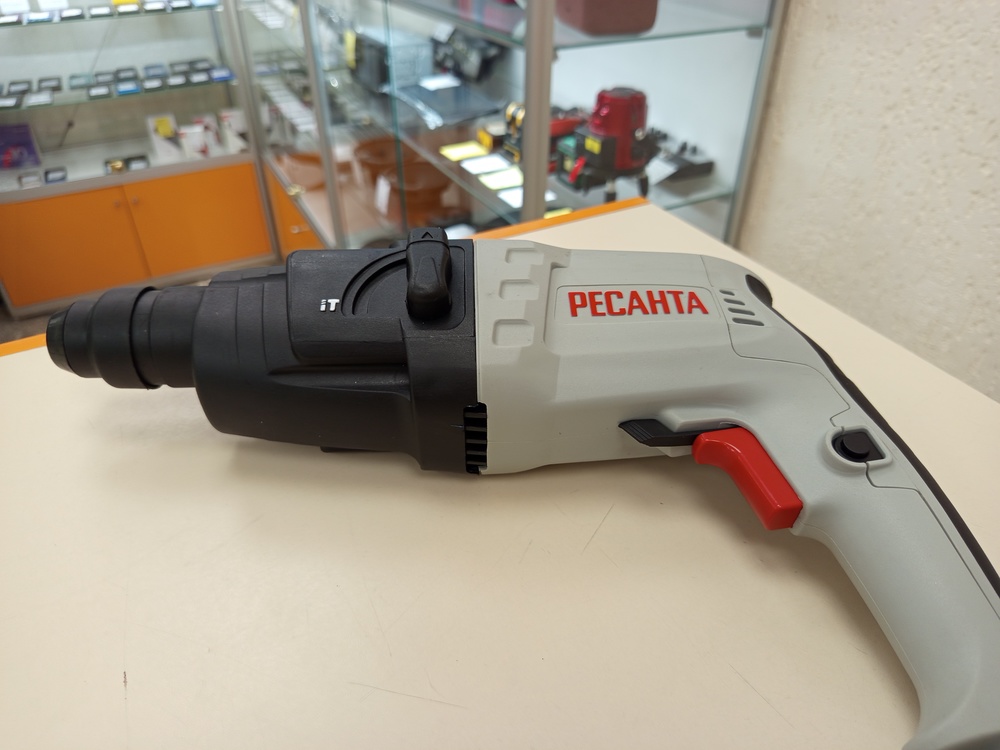 Перфоратор Ресанта П-24-650К