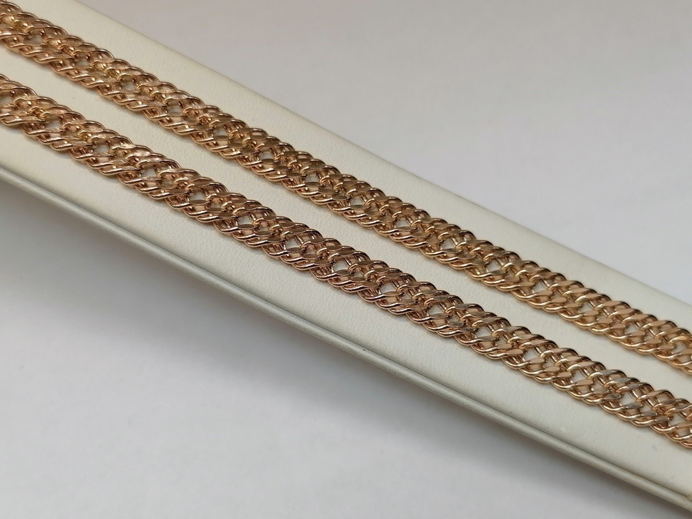 ЦЕПЬ ПУСТОТЕЛАЯ Ромб тройной (Au 585)