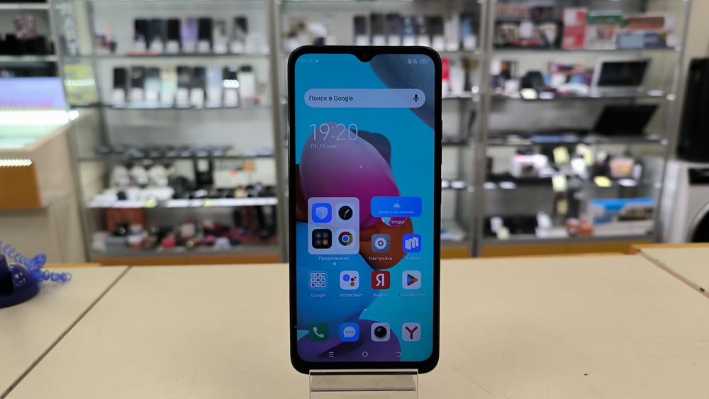 Смартфон Tecno Spark Go 2023 3/64