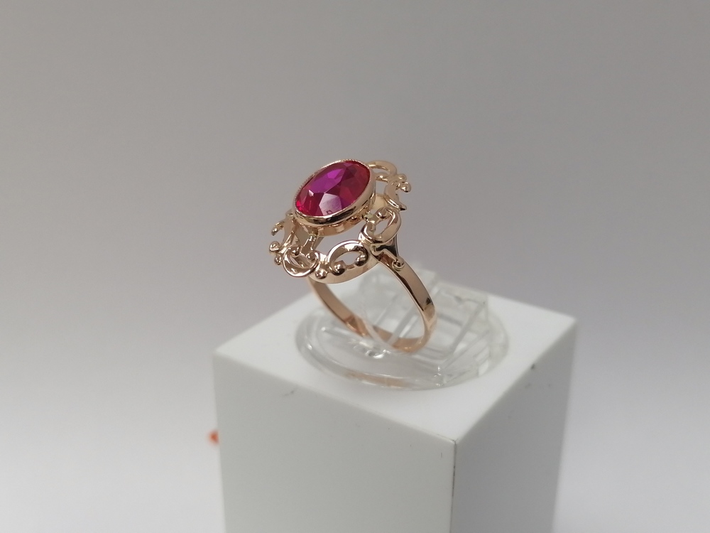 КОЛКМ583 КОЛЬЦО С КАМНЕМ (Au 583)