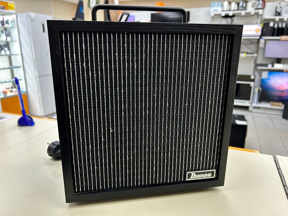 Комбоусилитель для гитар IBANEZ IBZ10GV2