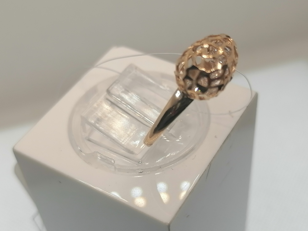 КОЛЬЦО С КАМНЯМИ (Au 585)