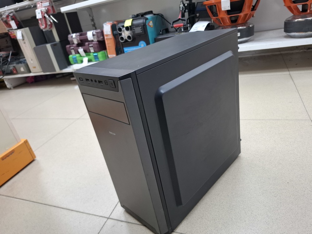 Системный блок DEXP .; Core i3-8100, Radeon R9 200 Series, 8 Гб, 128 Гб, 1 Tb