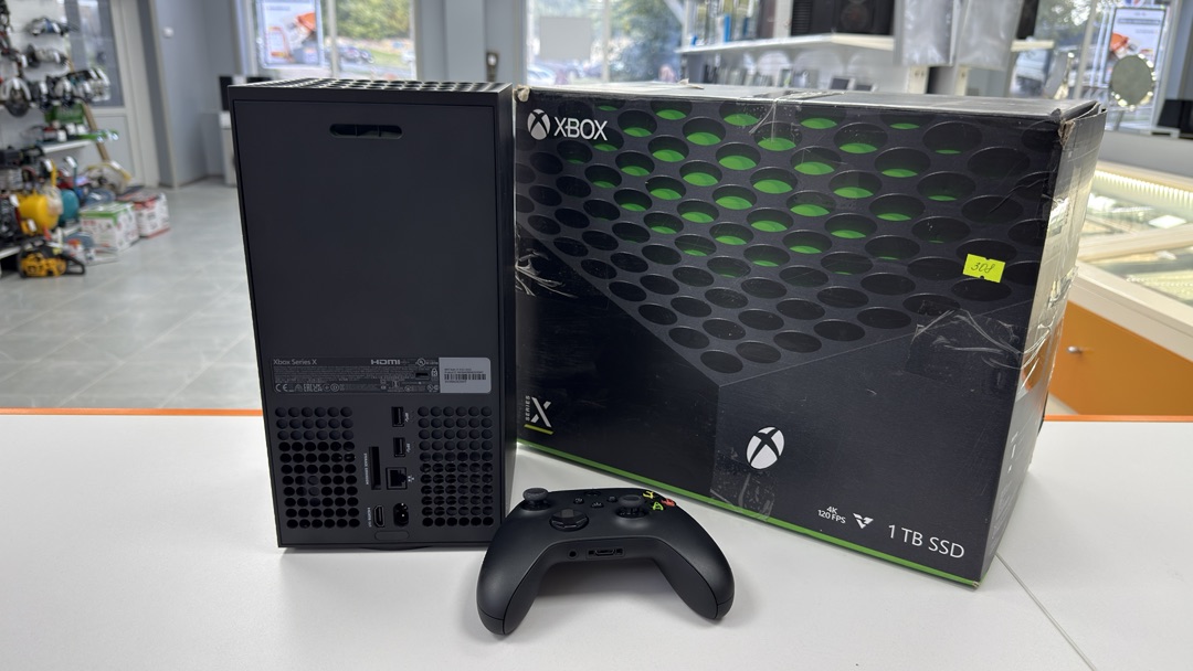Игровая приставка Xbox Series X 1Tb