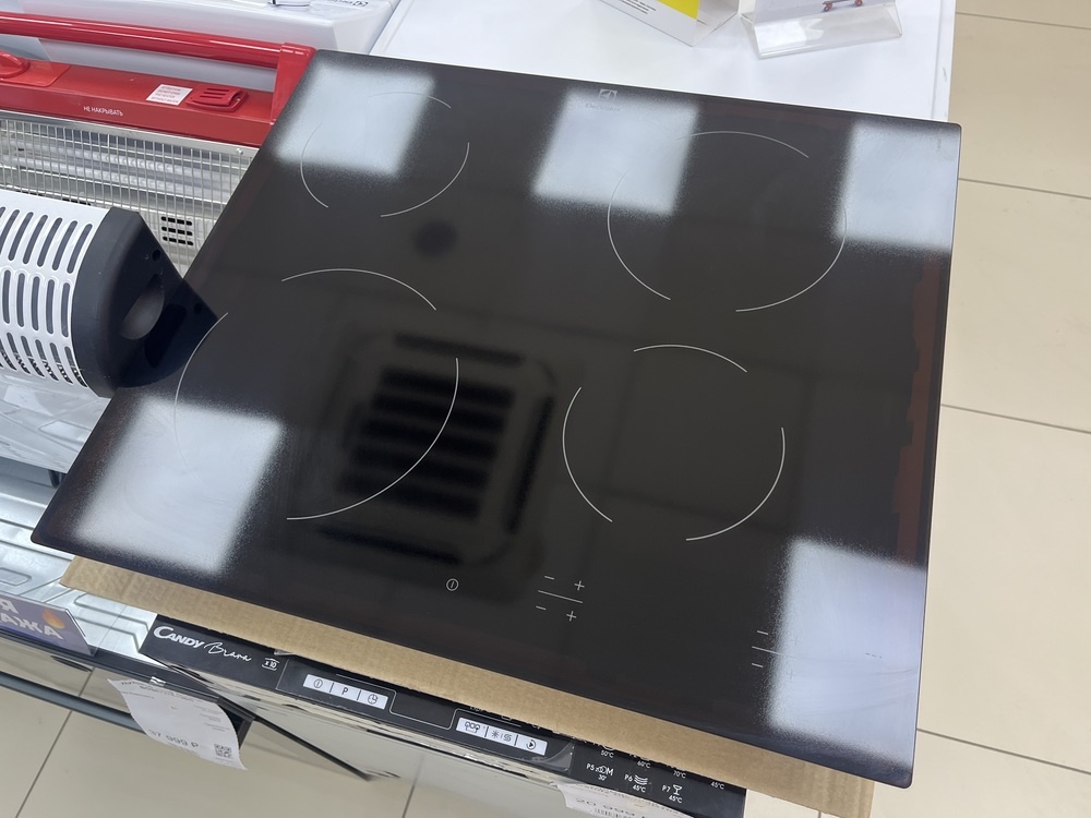 Встраиваемая электрическая панель Electrolux EHF6240IOK