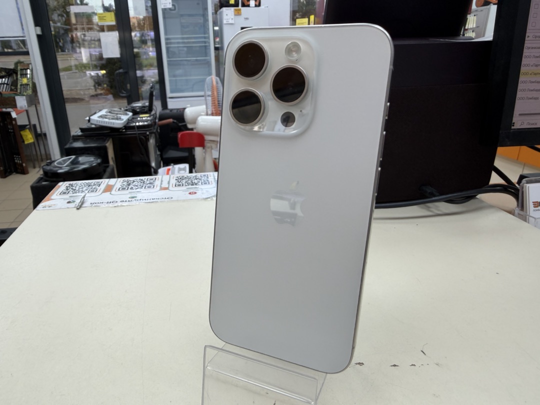 Смартфон Apple Iphone 15 Pro 128Gb