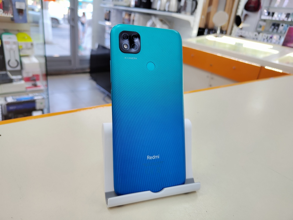 Смартфон Xiaomi 9С 4/128