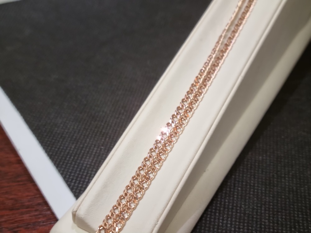 ЦЕПЬ ПУСТОТЕЛАЯ Ромб двойной (Au 585)