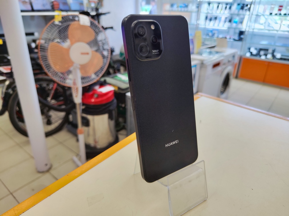 Смартфон Huawei Nova Y61 4/128