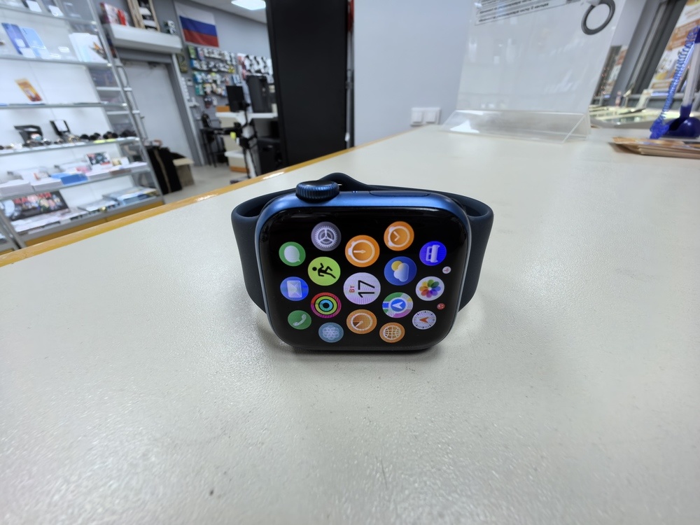 Смарт-часы Apple Watch Series 7 41mm