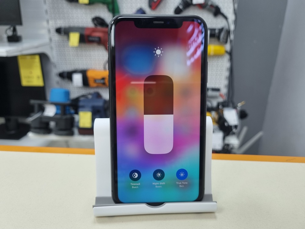 Смартфон Apple iPhone 11 64Gb