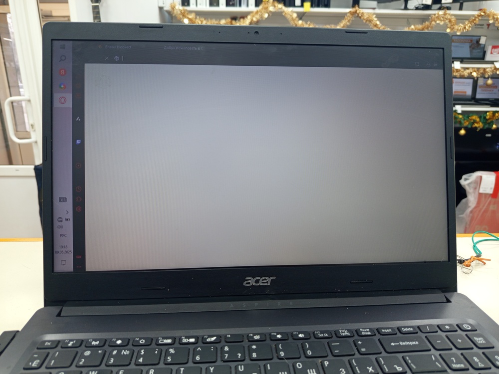 Ноутбук Acer; Core i3-1005G1, GeForce MX330, 8 Гб, 256 Гб, Нет