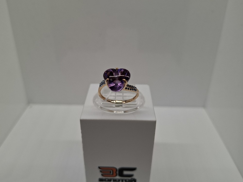 КОЛЬЦО С КАМНЯМИ (Au 585)