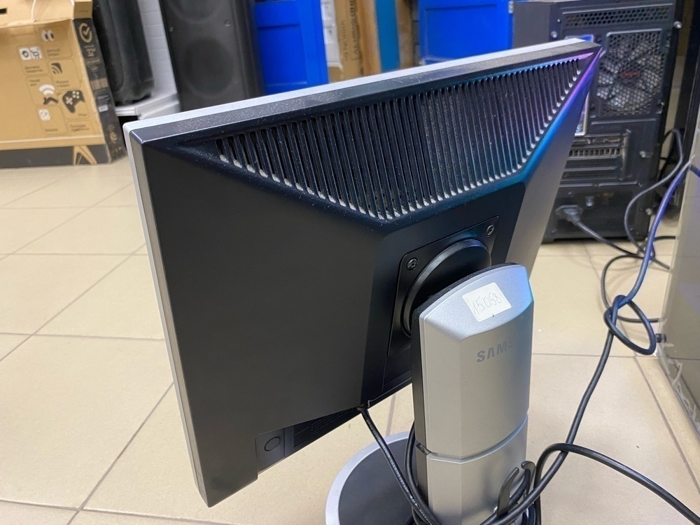 Монитор Samsung 740N