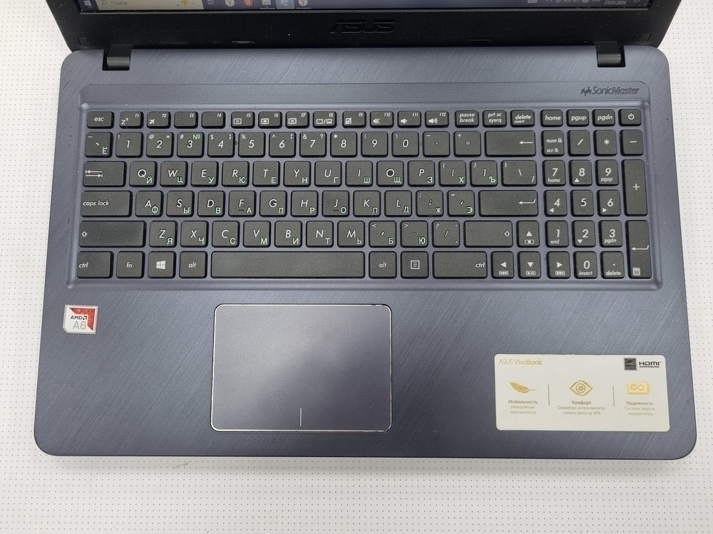 Ноутбук ASUS; A6-9225, Radeon R4 series, 4 Гб, Нет, 240 Гб
