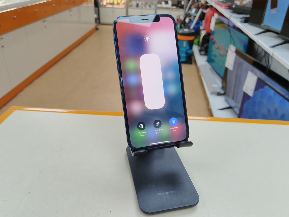 Смартфон Apple iPhone 12 64Gb