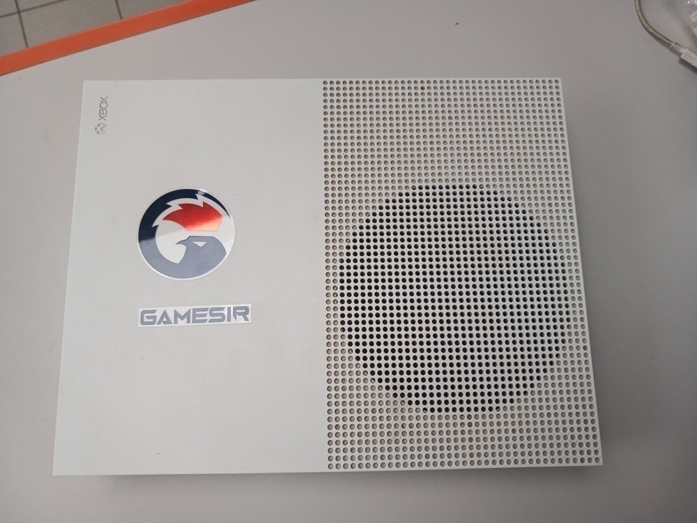 Игровая приставка Xbox One S 1TB