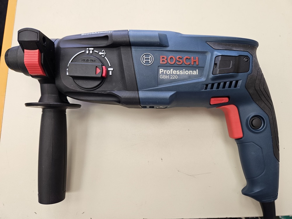 Перфоратор Bosch GBH220