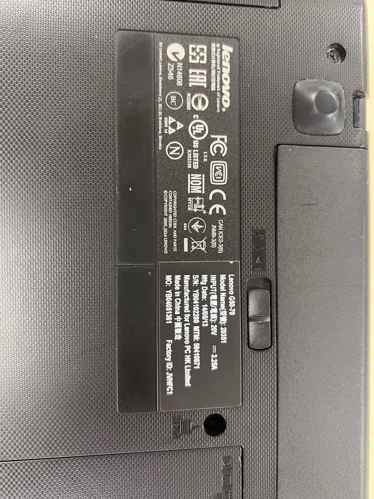 Ноутбук Lenovo; Pentium 3558U, Radeon 8500M, 4 Гб, 128 Гб, Нет