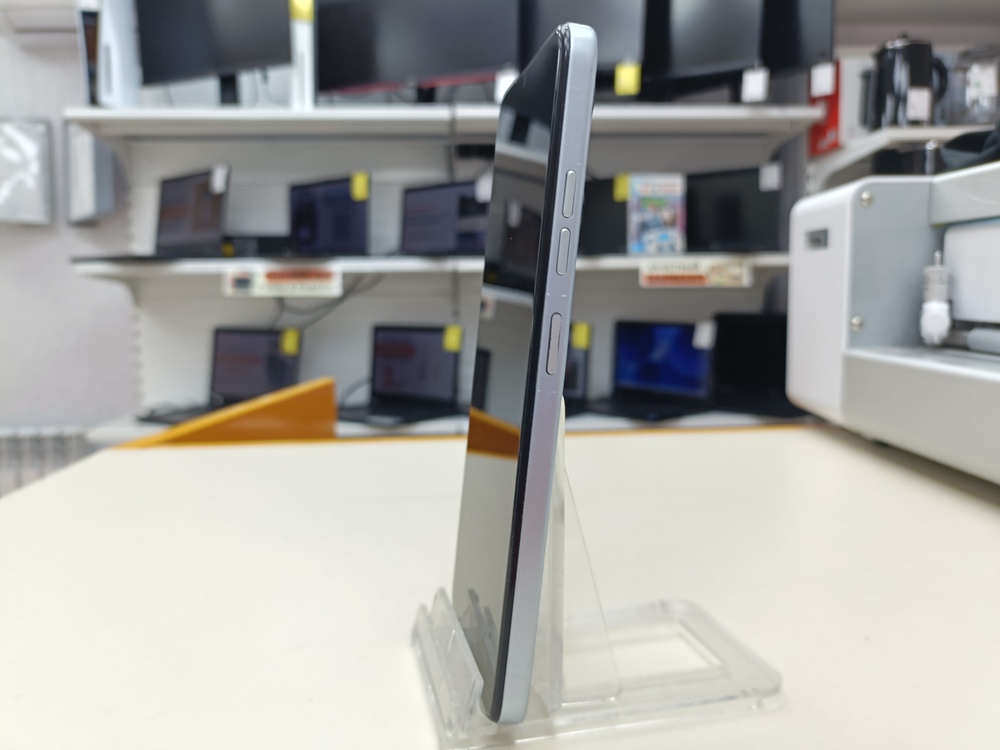 Смартфон Tecno Spark 10 4/128