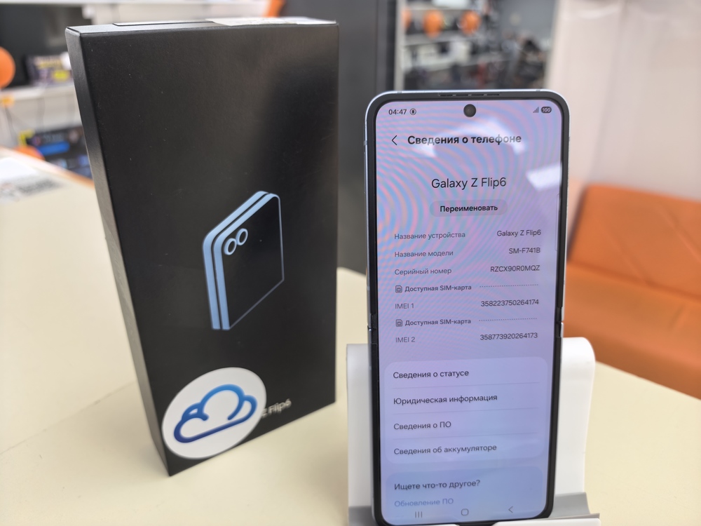 Смартфон Samsung Galaxy Z Flip 6 12/256