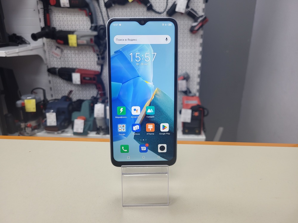 Смартфон Infinix HOT 30i 4/64