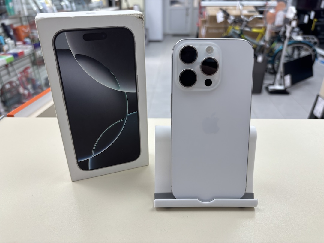 Смартфон Apple Iphone 16 Pro 128Gb