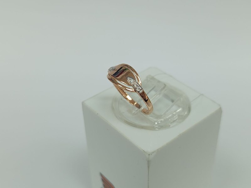 КОЛЬЦО С КАМНЯМИ (Au 585)