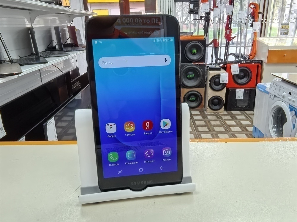 Смартфон Samsung Galaxy J2 Core 1/8