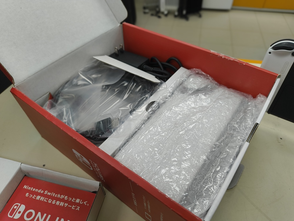 Игровая приставка Nintendo Switch Oled