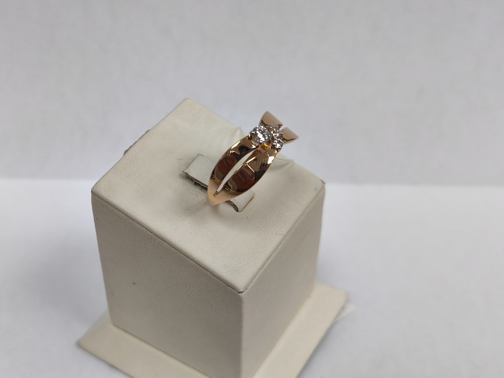 КОЛЬЦО С КАМНЯМИ (Au 585)