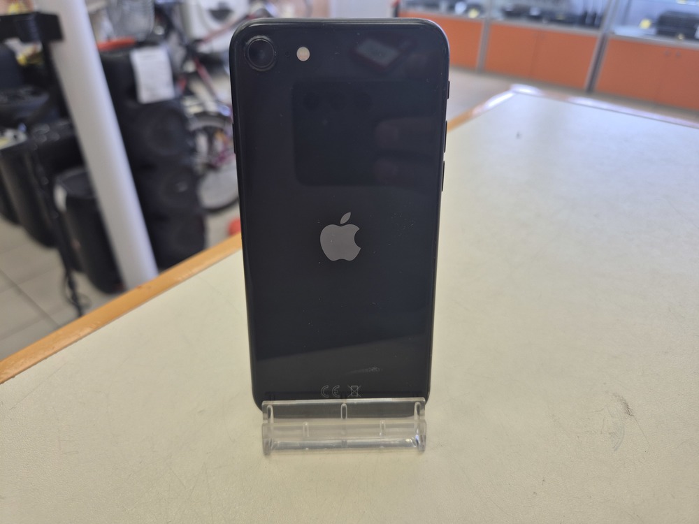 Смартфон Apple iPhone SE 2020 64Gb
