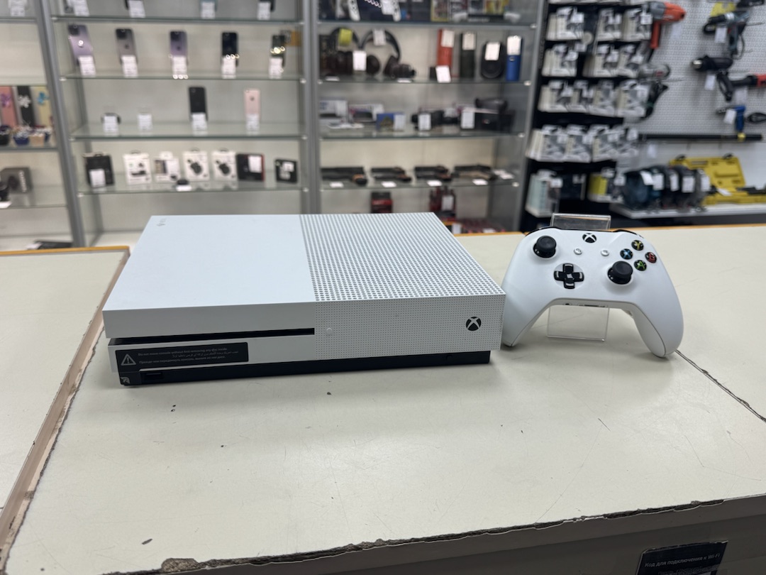 Игровая приставка Xbox One S 500Gb