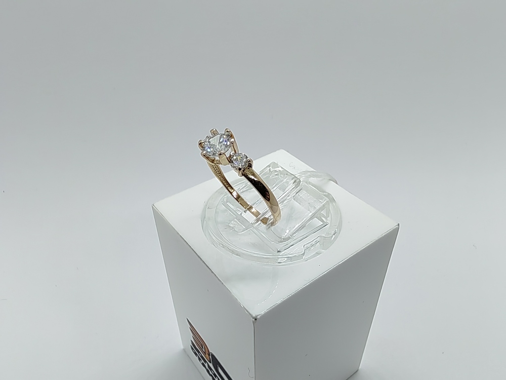 КОЛЬЦО С КАМНЯМИ (Au 585)