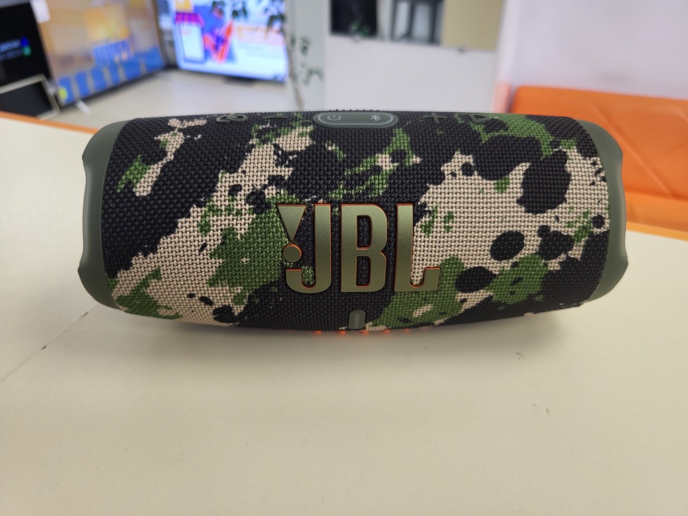Портативная акустика JBL CHARGE 5
