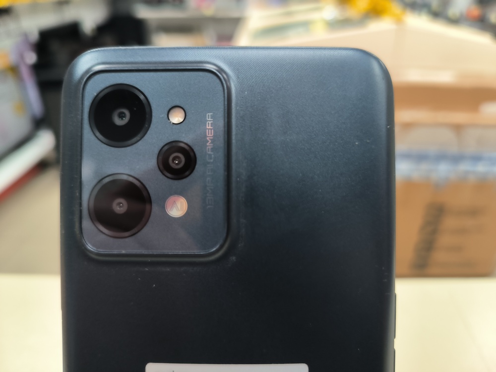 Смартфон Realme C31 4/64