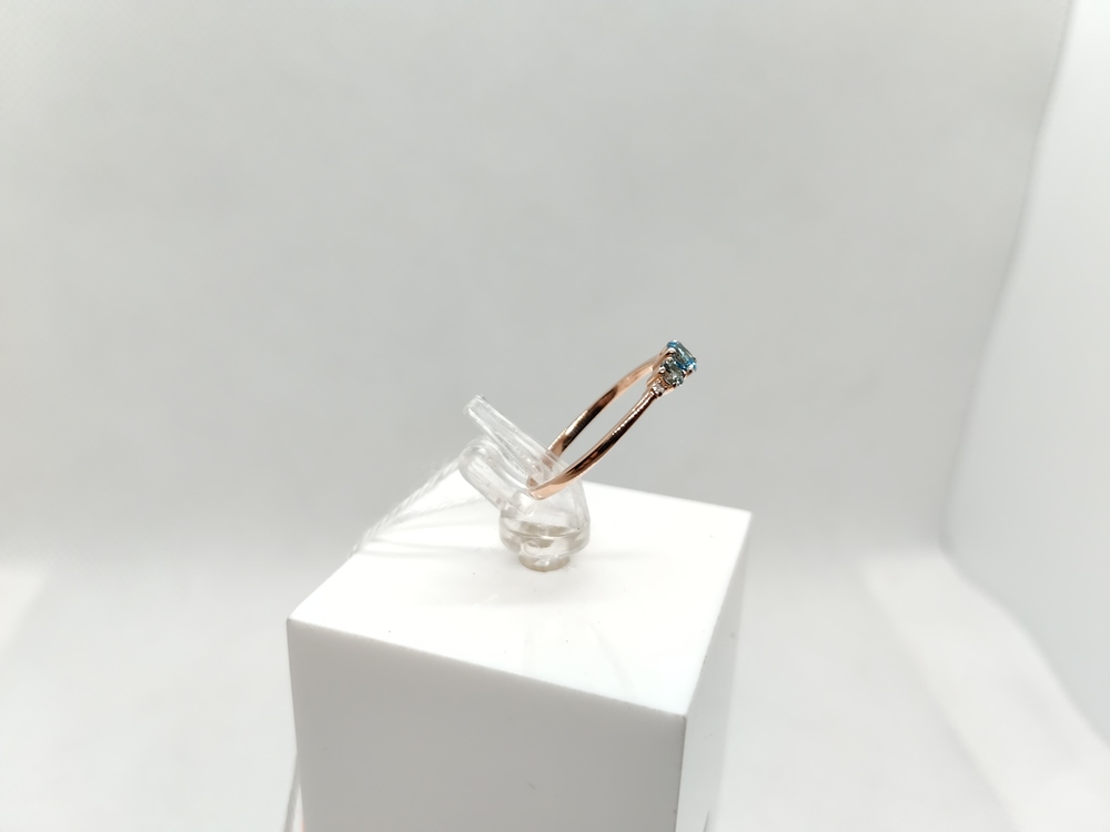 КОЛКМИ585 КОЛЬЦО С КАМНЯМИ (Au 585)