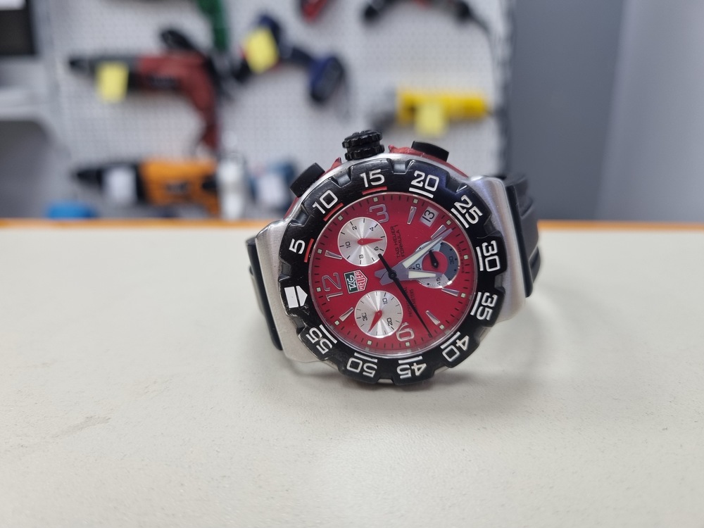 Часы наручные TAG HEUER CAC1112