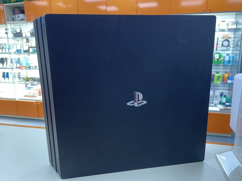 Игровая приставка PlayStation 4 Pro 1Tb