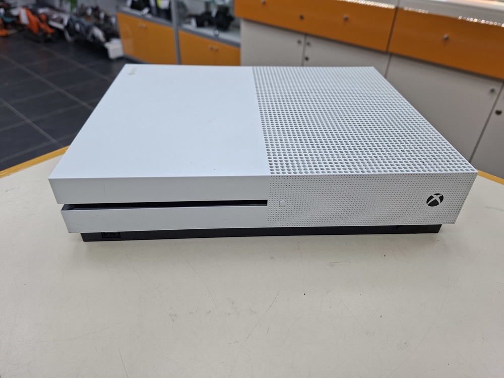 Игровая приставка Xbox One S 500Gb