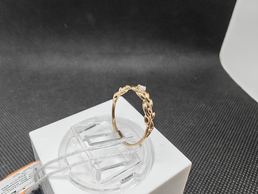 КОЛКМ585 КОЛЬЦО С КАМНЕМ (Au 585)