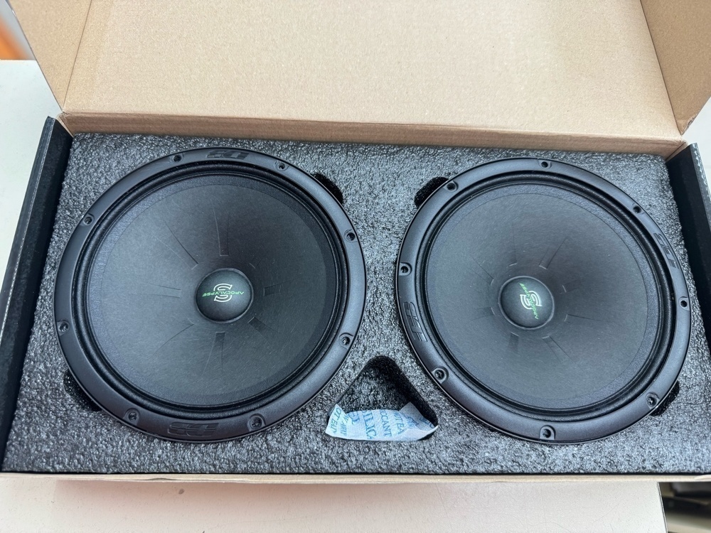 Автоакустика передняя Apocalypse AP-M61SE;