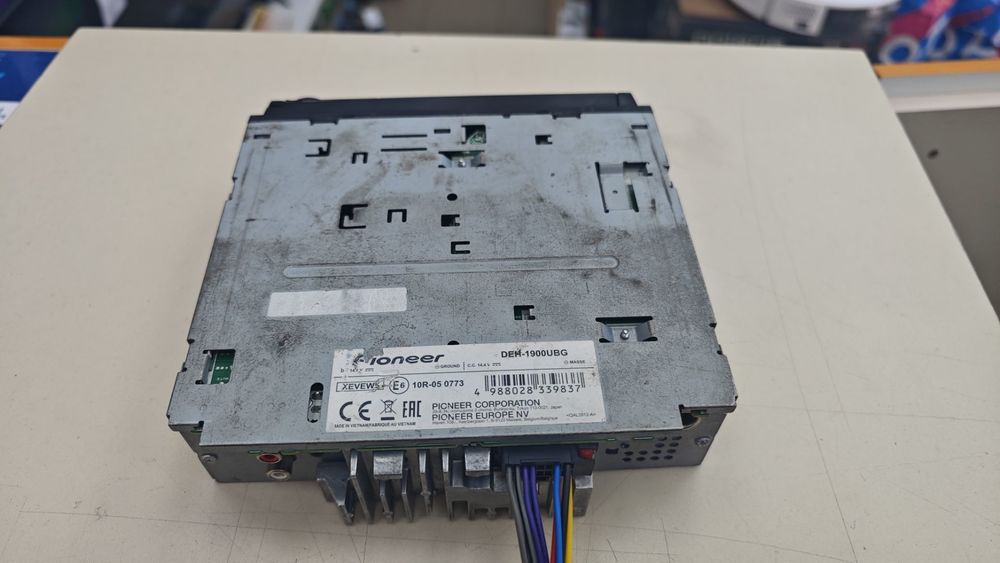 Автомагнитола Pioneer DEH-1900UBG