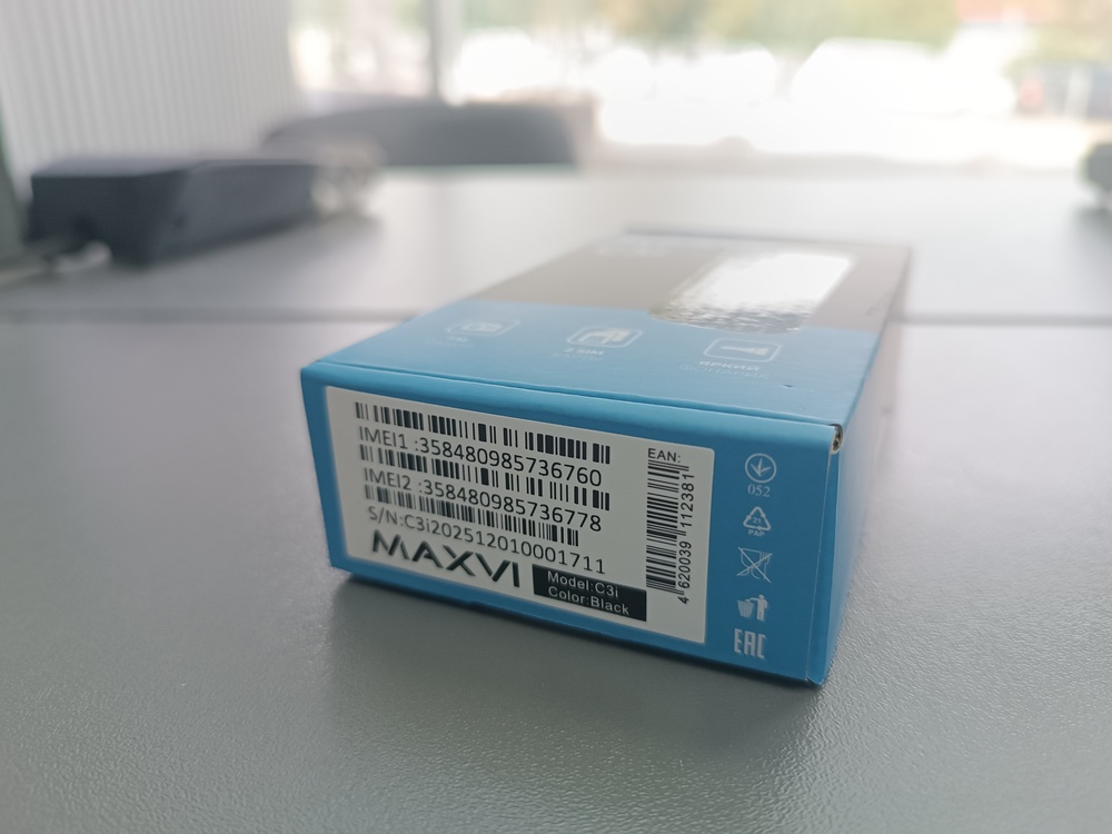Мобильный телефон Maxvi C3i