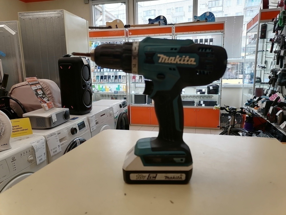 Шуруповерт Makita DF488D