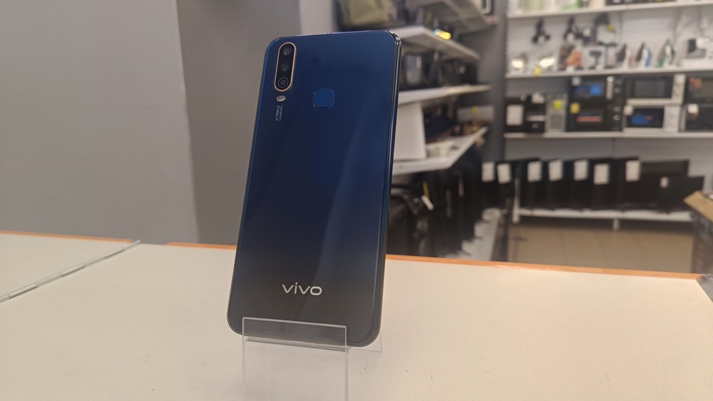 Смартфон Vivo Y17 8/256