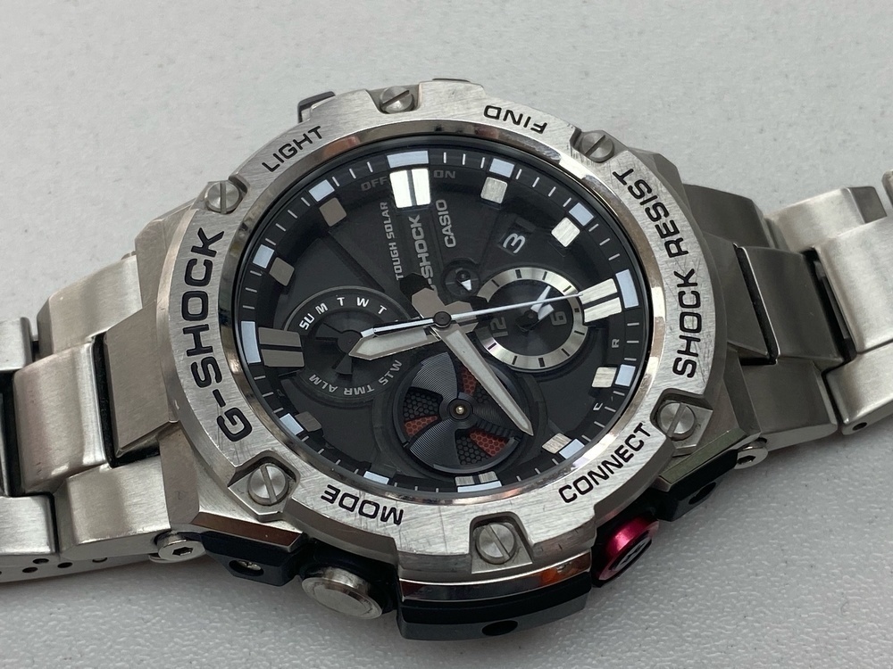 Часы наручные Casio GST B100