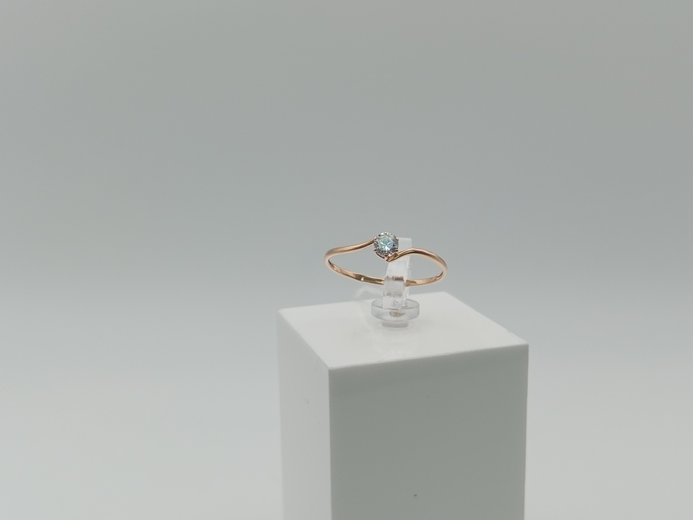 КОЛКМ585 КОЛЬЦО С КАМНЕМ (Au 585)