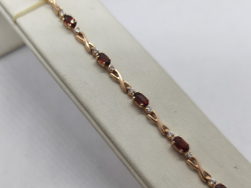 БРАСЛЕТ С КАМНЯМИ (Au 585)